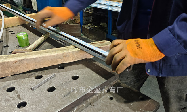 铝型材弯弧加工：工艺解析与多维度考量